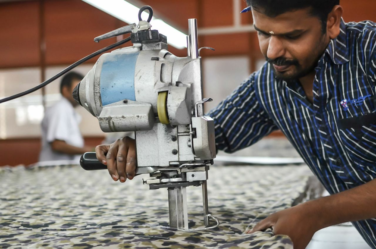 Cutting table